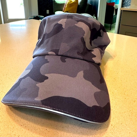 Lululemon Fast and Free Running Hat - Blue Camo - Picture 1 of 3
